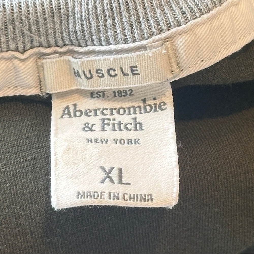 Abercrombie & Fitch Contrast Stripe Long Sleeve Muscle Tee Khaki Green Men’s XL - Picture 4 of 5